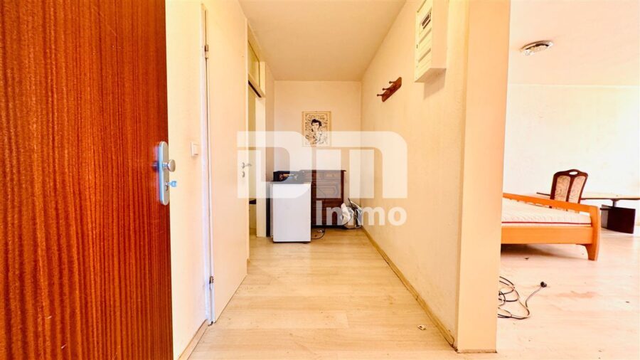 Lukratives Immobilienpaket: 5 Wohnungen / Apartments in Uninähe mit Tiefgaragenstellplätzen - WE 89 Flur / Diele